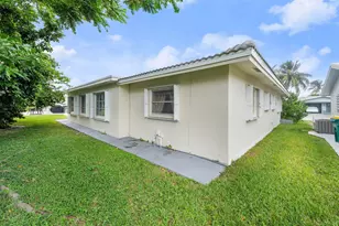 8604 NW 57th Ct, Tamarac, FL 33321 - Photo 16