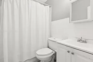 2434 McKinley St, Hollywood, FL 33020 - Photo 8