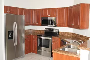1943 Cygnus Ct, Weston, FL 33327 - Photo 4