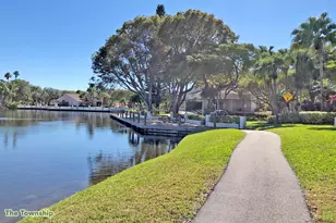 2570 Carambola Cir N, Coconut Creek, FL 33066 - Photo 52