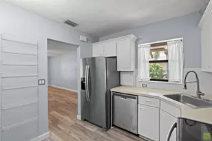 2570 Carambola Cir N, Coconut Creek, FL 33066 - Photo 12