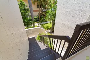 2570 Carambola Cir N, Coconut Creek, FL 33066 - Photo 2