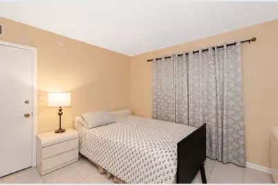 4263 NW 115th Avenue, Coral Springs, FL 33065 - Photo 8