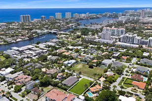 423 NE 3rd St, Boca Raton, FL 33432 - Photo 1
