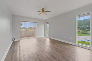 4 Greenway Village N, Royal Palm Beach, FL 33411 - Photo 10