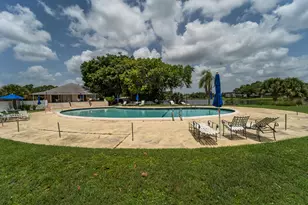 4 Greenway Village N, Royal Palm Beach, FL 33411 - Photo 32