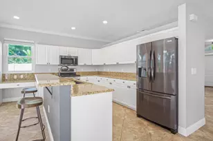 7798 Oak Grove Cir, Lake Worth, FL 33467 - Photo 18