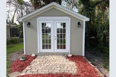 1290 5th Place, Vero Beach, FL 32962 - Photo 2