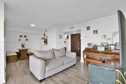 11800 SW 18th Street #508-4, Miami, FL 33175 - Photo 1
