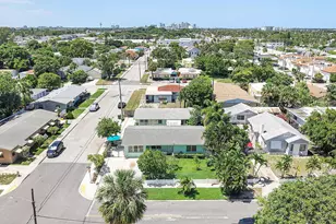425 Churchill Rd, West Palm Beach, FL 33405 - Photo 30