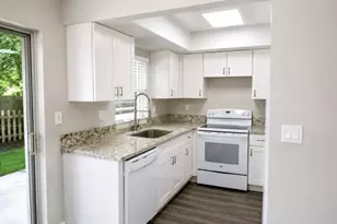 2120 NE 41st St, Lighthouse Point, FL 33064 - Photo 4