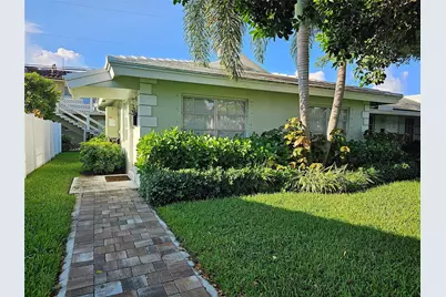 2120 NE 41st Street #D, Lighthouse Point, FL 33064 - Photo 2