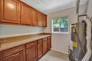 1745 NE 36th St, Oakland Park, FL 33334 - Photo 34