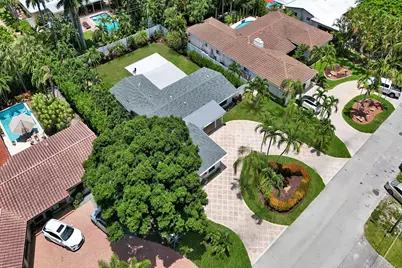 1745 NE 36th Street, Oakland Park, FL 33334 - Photo 4