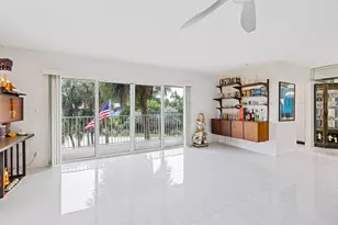 1200 Hibiscus Ave, Pompano Beach, FL 33062 - Photo 6