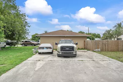 5735 Kumquat Road, West Palm Beach, FL 33413 - Photo 16