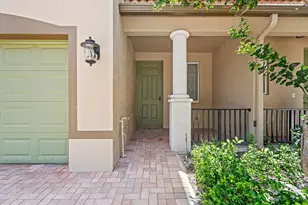 6272 S Military Trl, Lake Worth, FL 33463 - Photo 2