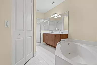 6272 S Military Trail #203, Lake Worth, FL 33463 - Photo 18
