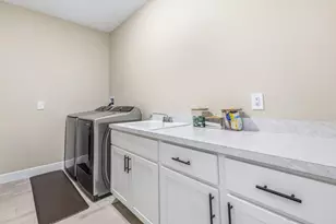 179 SW De Gouvea Terrace, Port Saint Lucie, FL 34984 - Photo 38