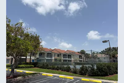 815 W Boynton Beach Boulevard #12-203, Boynton Beach, FL 33426 - Photo 14