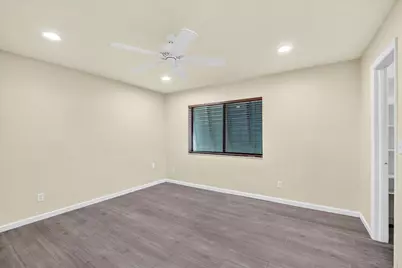 10100 NW 71st Place, Tamarac, FL 33321 - Photo 14
