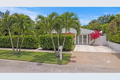 233 Maryland Drive, Lake Worth Beach, FL 33460 - Photo 1