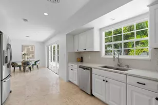 233 Maryland Dr, Lake Worth Beach, FL 33460 - Photo 8