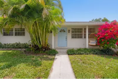 233 Maryland Drive, Lake Worth Beach, FL 33460 - Photo 2