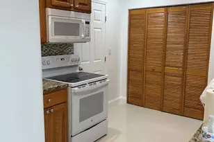 5635 Grant St, Hollywood, FL 33021 - Photo 10