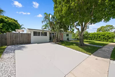 12104 Hillman Drive, Palm Beach Gardens, FL 33410 - Photo 6