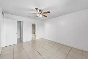 505 S Pine Island Rd, Plantation, FL 33324 - Photo 22