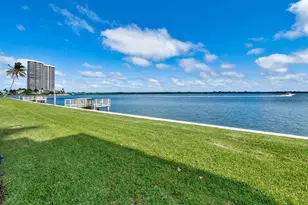 52 Yacht Club Dr, North Palm Beach, FL 33408 - Photo 24
