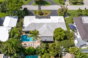 2625 NE 35th St, Fort Lauderdale, FL 33306 - Photo 2