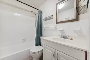 1450 NE 170th St, North Miami Beach, FL 33162 - Photo 10