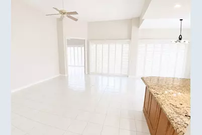 8465 Beaconhill Road, Palm Beach Gardens, FL 33410 - Photo 12