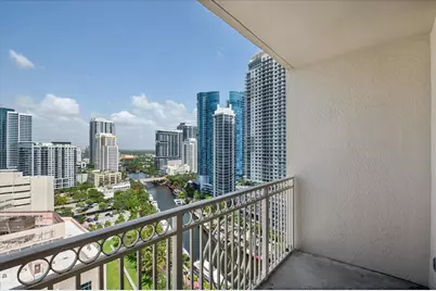 511 SE 5th Avenue #2115, Fort Lauderdale, FL 33301 - Photo 2