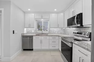 6049 Via Diana, Delray Beach, FL 33484 - Photo 2