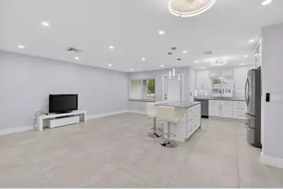 6049 Via Diana, Delray Beach, FL 33484 - Photo 10