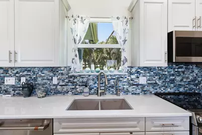 18601 Orange Avenue, Fort Pierce, FL 34945 - Photo 14