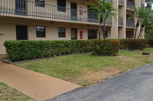 4760 Lucerne Lakes Blvd W, Lake Worth, FL 33467 - Photo 22