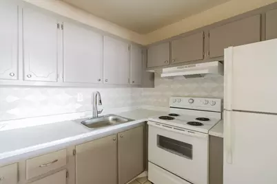 77 Kingswood, West Palm Beach, FL 33417 - Photo 6