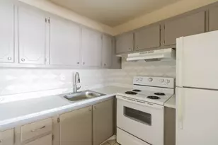 77 Kingswood, West Palm Beach, FL 33417 - Photo 6