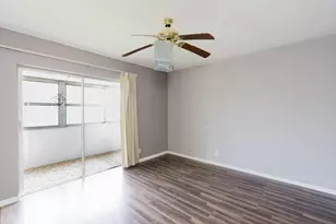 77 Kingswood, West Palm Beach, FL 33417 - Photo 10