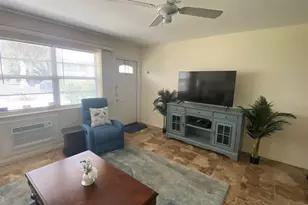 150 Easthampton G, West Palm Beach, FL 33417 - Photo 4