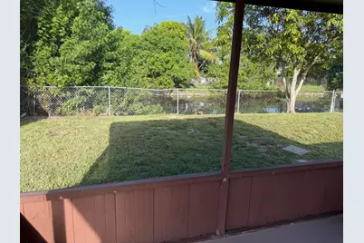 1240 SW 73rd Avenue, North Lauderdale, FL 33068 - Photo 24