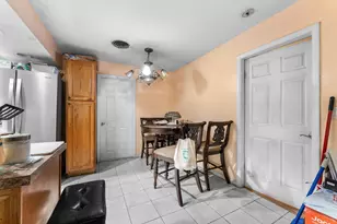 2106 Ware Dr, West Palm Beach, FL 33409 - Photo 6