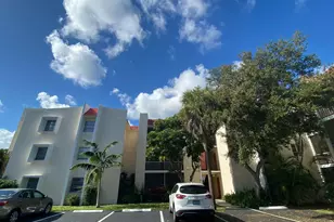 632 NW 13th St, Boca Raton, FL 33486 - Photo 2