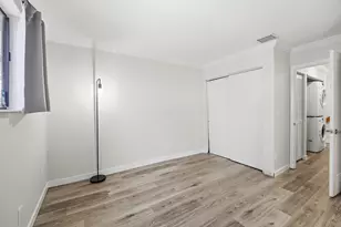 642 NE 195th St, Miami, FL 33179 - Photo 24