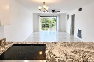 5951 NE 14th Ln, Fort Lauderdale, FL 33334 - Photo 10