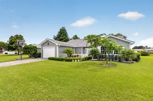 15 Holly Villas, Boynton Beach, FL 33436 - Photo 2